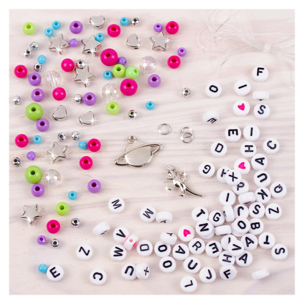 Set de Creatie idealStore JDesign, Bratari personalizate, Cercei, Bijuterii, 6 culori, Margele si Litere, Pandantive, Pietricele Sclipitoare, 12 Forme din plastic