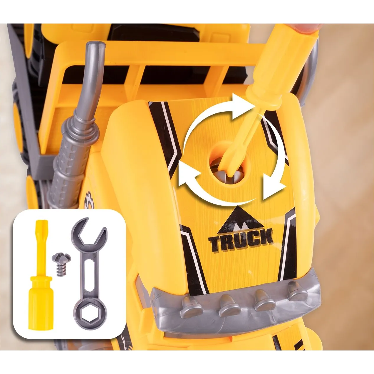 Camion cu Vehicule de Constructii Demontabile idealSTORE, Dimensiuni 54 x 16 x 12 cm, Include o Basculanta si un Buldozer, Surubelnita si Cheie, Rampa pentru coborarea vehiculelor, Plastic ABS, Calitate Superioara, Dezvolta Abilitatile de Studiu