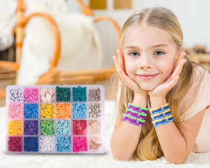 Set de Margele idealSTORE Jewelry Series, Include 4200 de Margele colorate in diferite forme si elemente auxiliare, Sfoara transparenta, Litere si elemente aurii, Carlige si Cleme, Cutie pentru depozitare, Stimuleaza Imaginatia Copilului