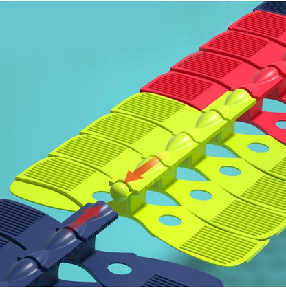 Pista cu Masinuta CarTrack idealSTORE, Pista Flexibila, Multiple Configuratii, Structura Stabila, Caroserie inlocuibila, Masinuta cu Lumini fata-spate, Pista in Patru Culori, 195 elemente