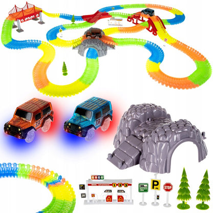 Pista Magica idealStore Magic Cars formata din 484 elemente cu 2 Masinute, include Pod, Tunel, Benzinarie