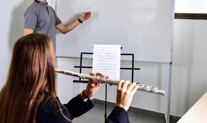 Stativ pentru Partituri ideal Store, Inaltime Reglabila 65cm-90cm-123cm, Unghi Reglabil, Stalp Telescopic, Baza cu Trei Picioare, Pliabil, contine Husa de Depozitare, culoare Negru