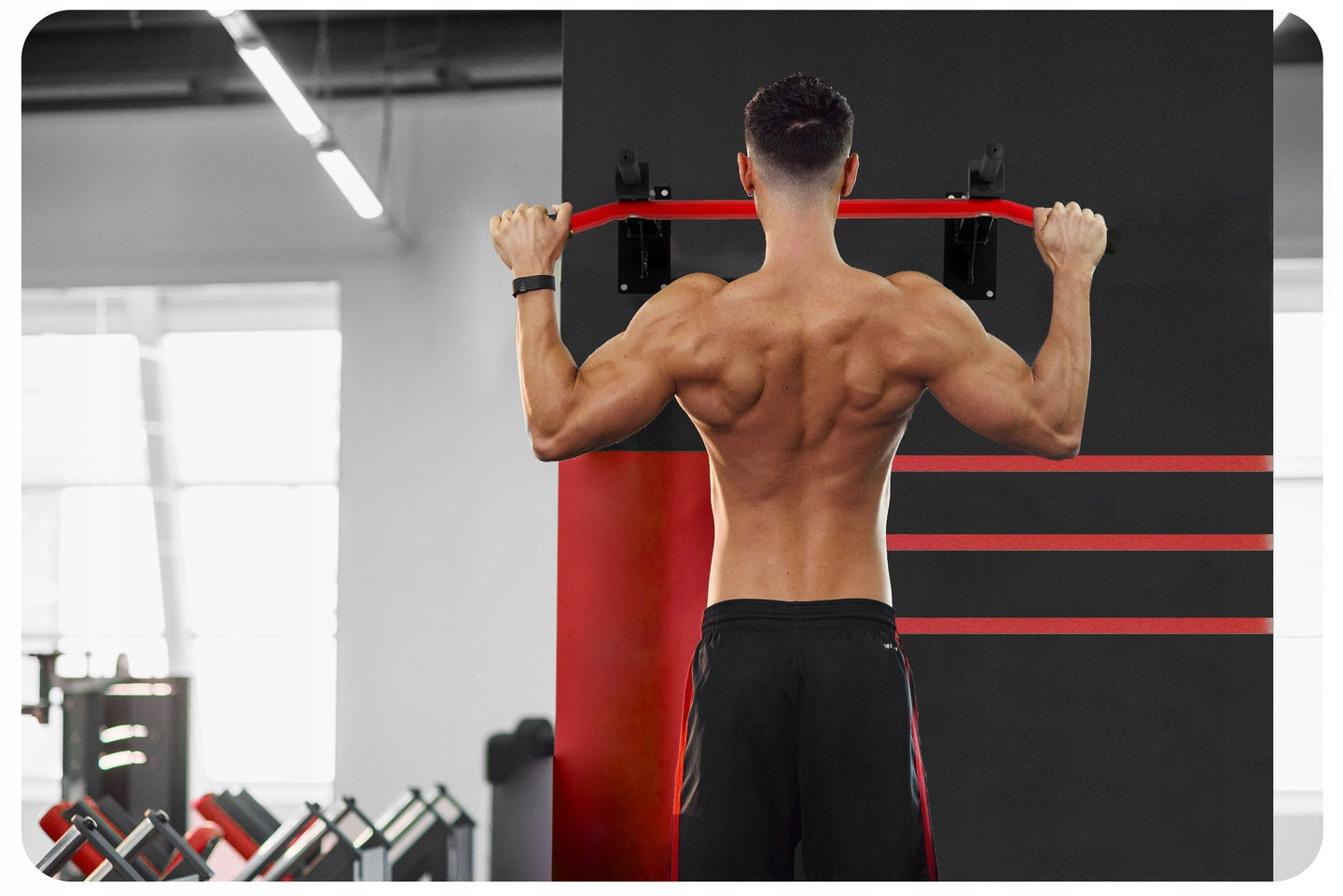 Bara de Tractiuni idealSTORE NS Sport Collection Dimensiuni 98 x 49 x 19 cm Structura din otel armat 4 manere antiderapante Montaj pe Tavan/Perete Ajuta la dezvoltarea musculaturii, Sarcina 150 kg