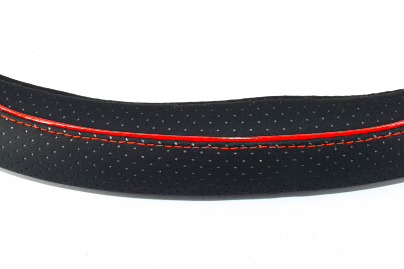 Husa volan sport IdealSTORE tesit FX99 din imitatie de piele marimea M 37-39cm, culoare negru - cusatura rosie