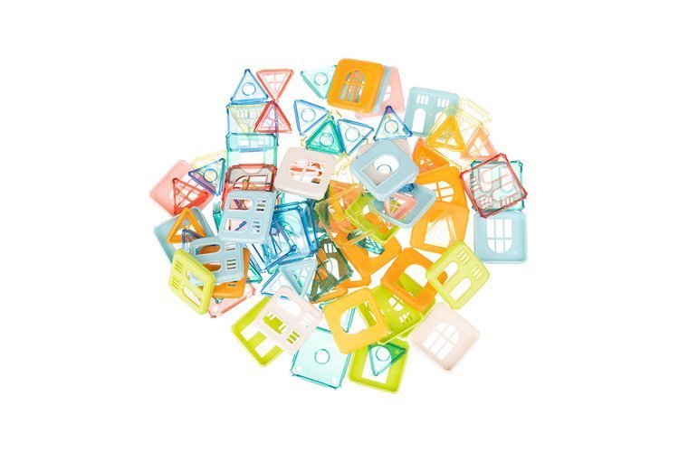 Joc Educativ cu Bastonase Magnetice, Magnetic Cubs idealStore, Contine 328 Piese, Diverse Forme si Culori, Materiale Sigure si Durabile, 2 Masinute Incluse, Stimuleaza Creativitatea, Imaginatia, Dexteritatea