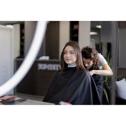 Pelerina de Tuns si Coafat idealStore, Impermeabila, Adjustabila, Usor de Curatat, Prindere cu Jnur, 144x100 cm, Neagra