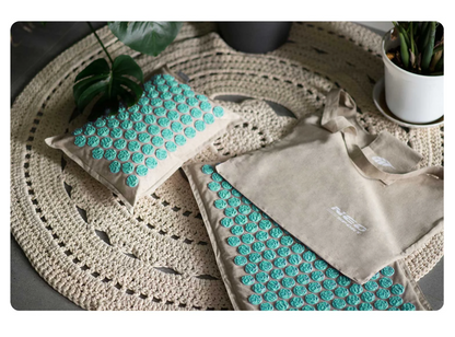 Covoras de Presopunctura NeoRelax idealStore, Tehnologie Heat-Press, Husa Detasabila, Saculet de Depozitare, Ajuta la Diverse Afectiuni, Culoare Gri Turcoaz