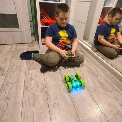 Masinuta Acrobatii cu Telecomanda idealStore CrazyAcroBat, cu Lumini, Rotatie 360, Roti din Cauciuc, Acumulator, incarcare USB, Viteza maxima 15km/h, Raza de actiune 30m