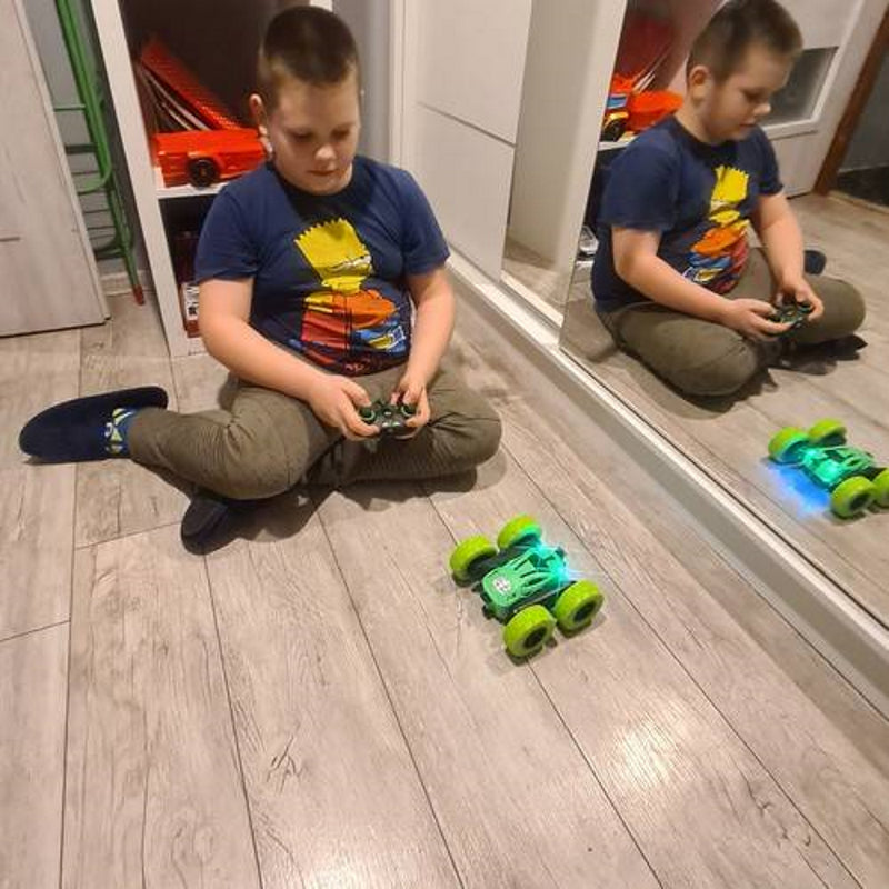 Masinuta Acrobatii cu Telecomanda idealStore CrazyAcroBat, cu Lumini, Rotatie 360, Roti din Cauciuc, Acumulator, incarcare USB, Viteza maxima 15km/h, Raza de actiune 30m