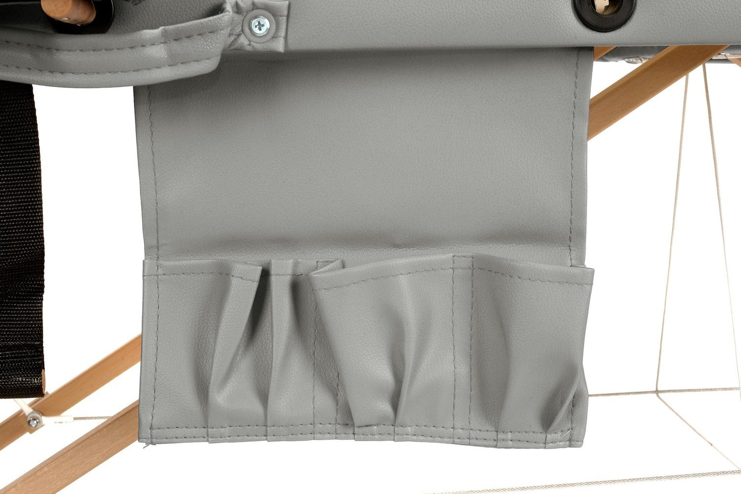 Masa de masaj pliabila idealSTORE, 2 segmente, Inaltime reglabila 62-84 cm, Piele ecologica moale, 2 cotiere laterale, Structura din lemn, Sarcina 250 KG, Rezistenta la uleiuri si apa, Include geanta de transport, Culoare Gri