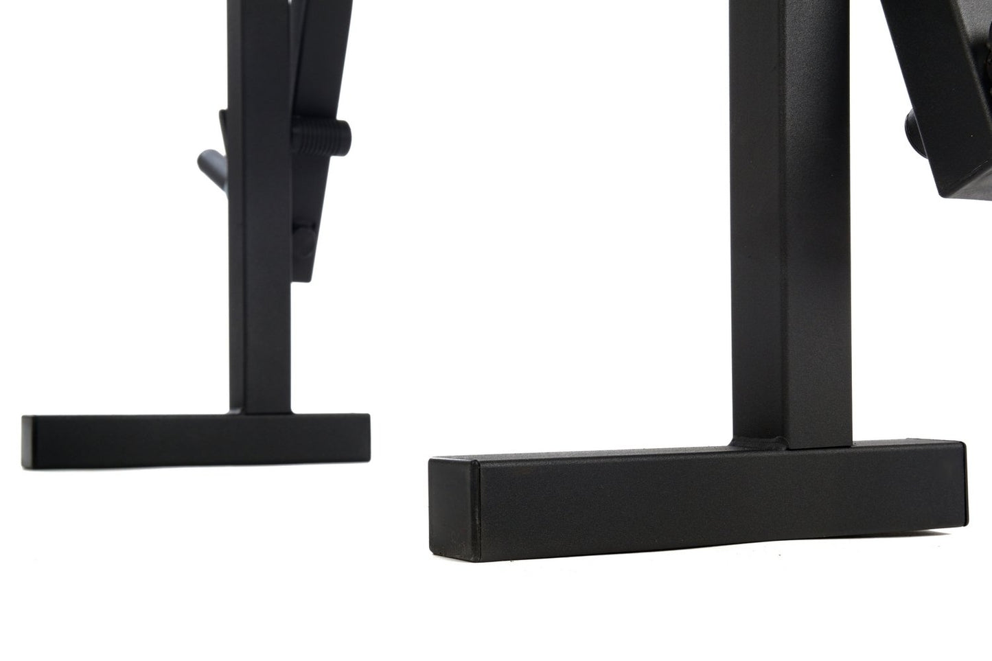 Aparat multifunctional fitness idealSTORE MaxGym, Reglarea unghiului spatarului in 4 trepte, Constructie din otel, Tapiterie moale