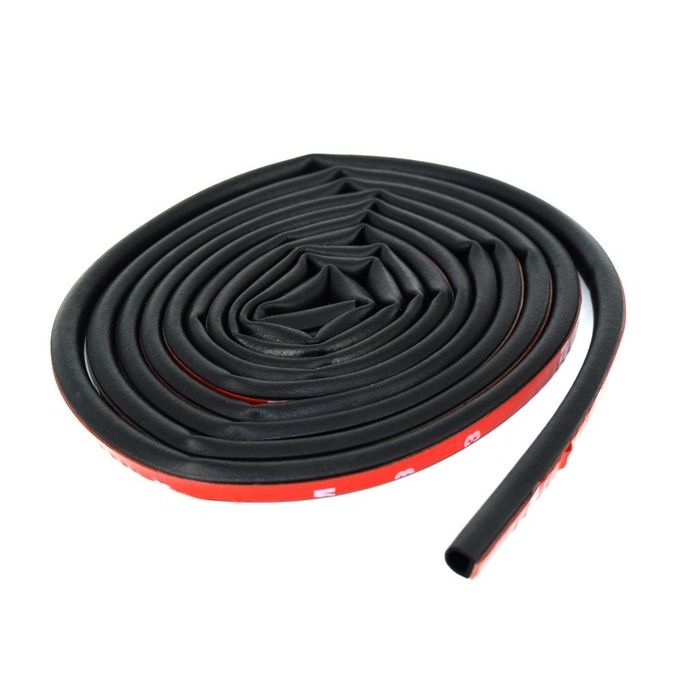 Rola cheder cu adeziv, 3 metrii, foarte rezistent si maleabil