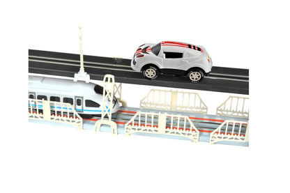 Set de joaca complex IDL DOUBLE RACING TRAIN, Include 113 piese simbolice: pista dubla, locomotiva cu 3 vagoane, elemente decorative, masinuta echipata cu LED, stimuleaza creativitatea copilului si dezvolta perfect abilitatile manuale si imaginatia