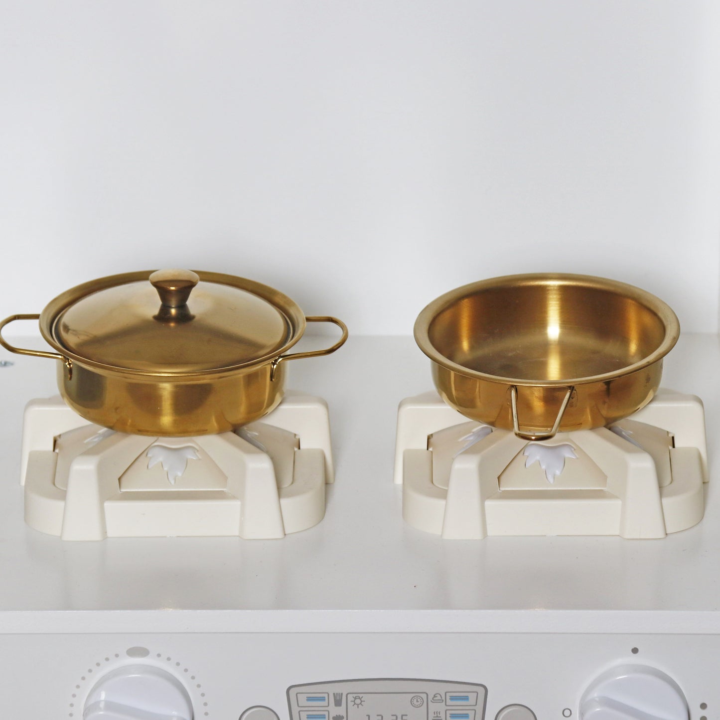 Bucatarie Luxury Kitchen din Lemn Natural pentru Copii idealSTORE, Dimensiuni 91 x 35 x 106 cm, Echipata cu Efecte luminoase si Sonore, Butoane, Utilata cu Accesorii de bucatarie, Include Plita, Cuptor, Frigider, Telefon, Hota, Chiuveta, Material MDF