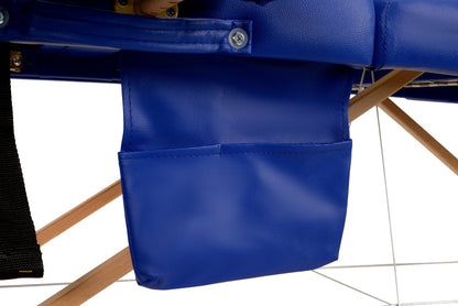 Masa de masaj pliabila idealSTORE, 4 segmente, Inaltime reglabila 59-85 cm, Piele ecologica moale, 2 cotiere laterale, Tetiera, Structura din lemn, Sarcina 250 KG, Rezistenta la uleiuri si apa, Include geanta de transport cadou, Culoare Albastra