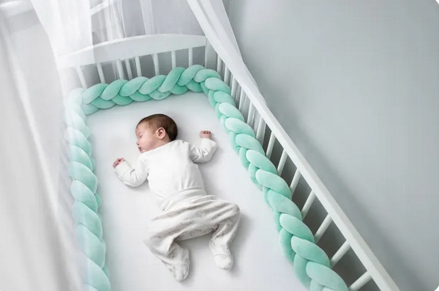 Protectie Laterala pentru Patut Bumper Rico idealSTORE, Lungime 3 m, Material moale, Placut la atingere, Protejeaza impotriva curentilor de aer si a loviturilor, Antialergic, Verde Menta