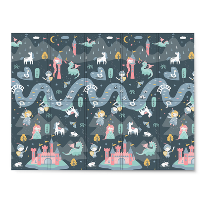 Covoras pliabil First Steps ideal STORE, Cu doua fete, Din spuma de inalta calitate Dimensiune 200 X 180 X 1, Sistem antialunecare, Imprimeuri calde atat pentru fetite cat si pentru baietei, Usor de intretinut, Asigura izolare termica fata de sol