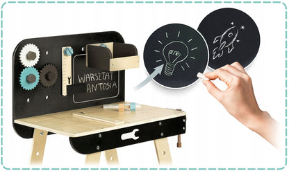 Banc de Lucru din Lemn Pentru Copii Work Bench Smart idealSTORE Dotat cu Rafturi si un Set de Unelte Asemanatoare cu cele reale Ciocan, Cheie, Surubelnita, Rigla, Suruburi, Masa Echipata cu Menghina, Dezvolta Abilitatile Motorii Fine