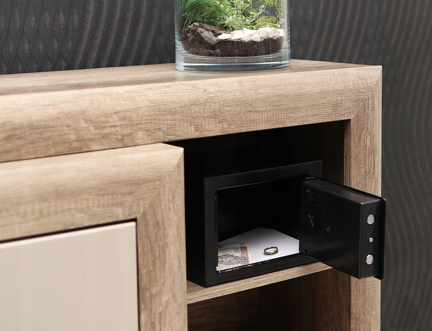 Seif cu Cod de Siguranta idealStore, Pereti Grosi, Usa Solida, Lagare de inchidere Supradimensionate, Posibilitate de fixare pe Perete, Cod Electric, Semnal Sonor, culoare Negru