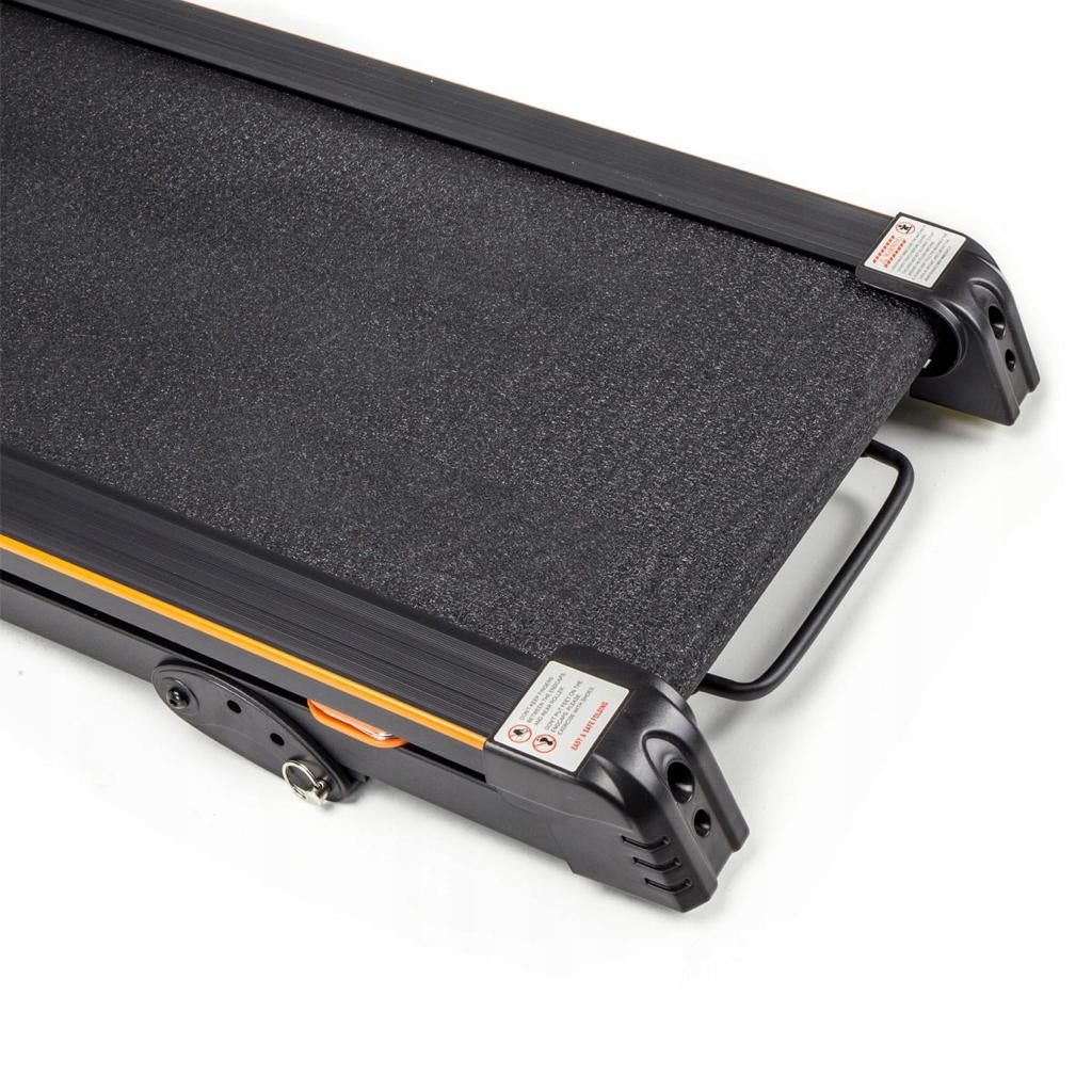 Banda de Alergat Electrica RunFit idealStore, Motor 3 CP, 12 Programe de Antrenament, Functie FAT, Sistem de Amortizare CS, Senzor Ritm Cardiac, Sistem de Inclinare in 3 Trepte, Viteza Max 17km/h, Capacitate Max 130Kg, Pliabila