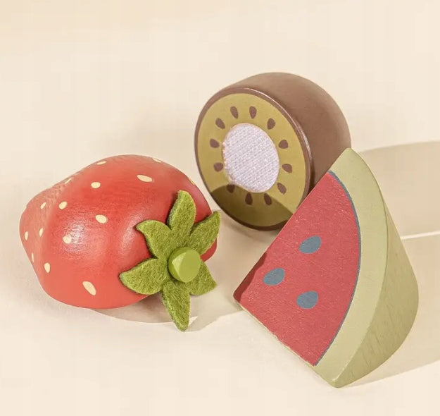 Ladita cu Fructe Happy Fruit idealSTORE, Dimensiuni 20 x 6, 5 cm, Include o multime de fructe, Capsuni, Pepene, Lamaie, Mar, Para, Kiwi, Portocala, Accesorizat cu un cutit pentru taierea fructelor, Saculet pentru Depozitare