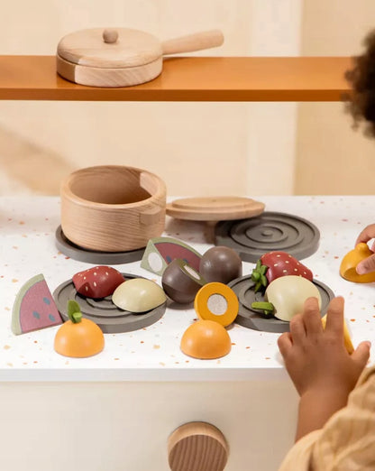 Ladita cu Fructe Happy Fruit idealSTORE, Dimensiuni 20 x 6, 5 cm, Include o multime de fructe, Capsuni, Pepene, Lamaie, Mar, Para, Kiwi, Portocala, Accesorizat cu un cutit pentru taierea fructelor, Saculet pentru Depozitare