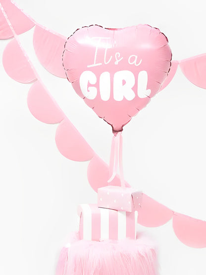 Set decoratiuni pentru petrecere It's a Girl IdealStore, Contine 6 pahare,6 farfurii,10 paie,20 de servetele, 5 baloane din Latex si un Balon in forma de inima, Banner Baby Girl