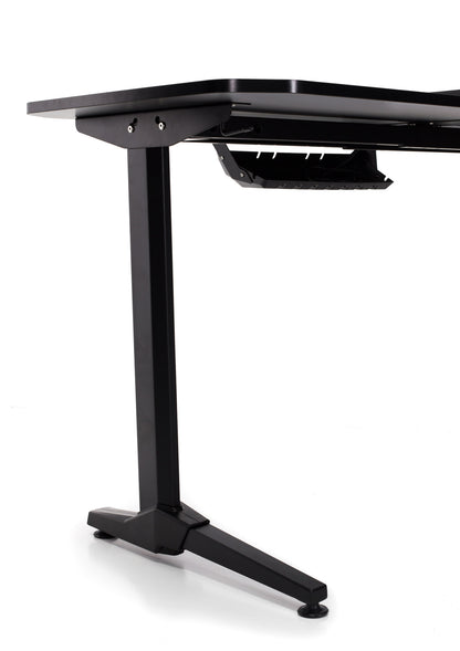 Birou Gaming cu suprafata tip mousepad idealSTORE Shark GD HOLD, Dimensiuni 140 x 66 x 77 cm, Prevazut cu picioare stabile, Accesorizat cu suport pentru casti, pahar si mousepad, Echipat cu orificii speciale pentru cabluri, Negru-Rosu