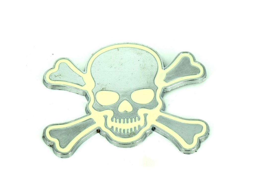 Oranament Auto Tip Cap Mort IDL, Diametru 8 cm, Culoare-Crom, Se lipeste cu banda dublu adeziva