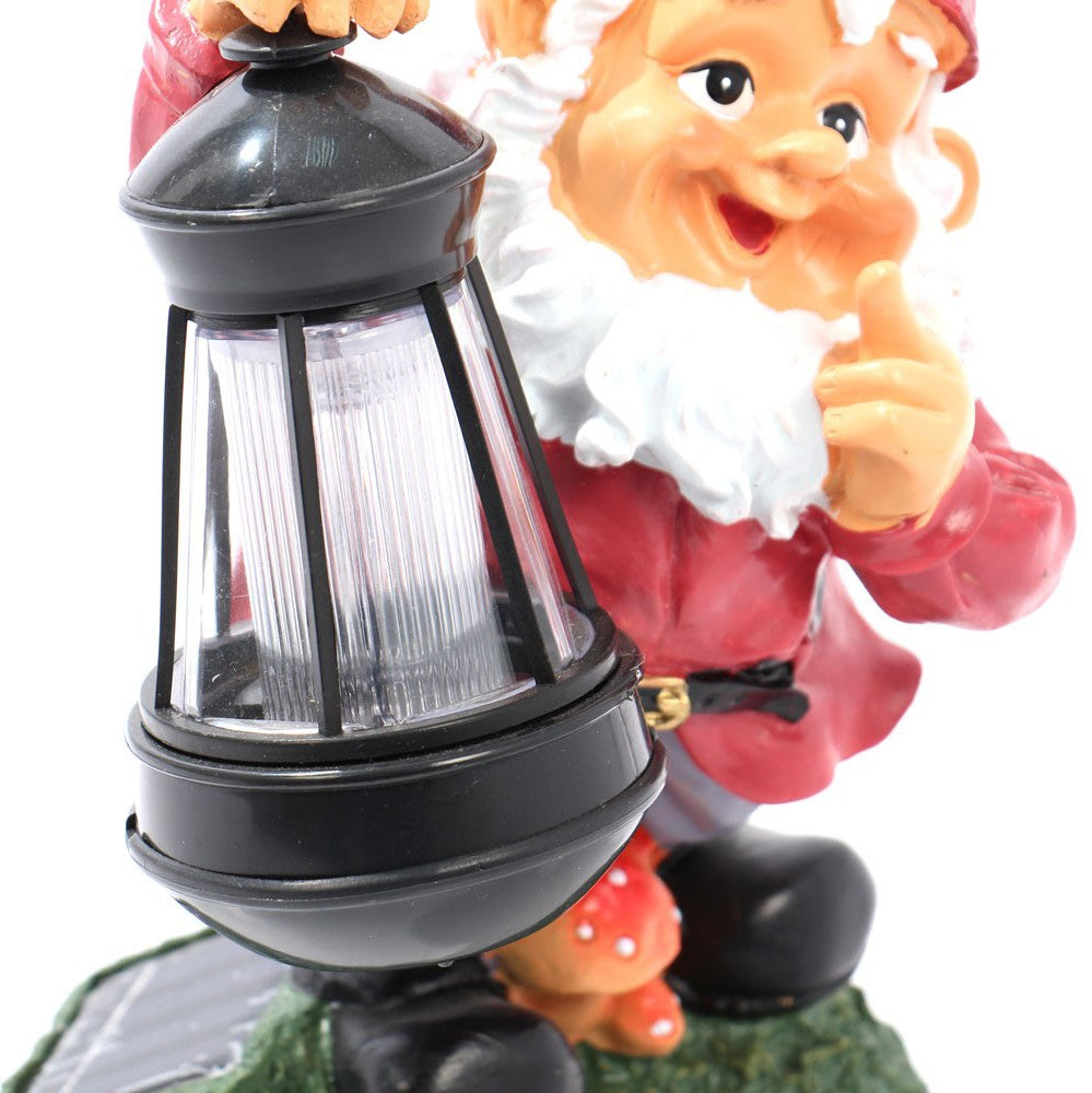 Lampa solara pentru gradina IDL, Dimensiuni: 148 x 190 x 280mm, Tip material-Rasina, Modelul prezinta un pitic cu un felinar in mana, Ideala pentru curte, terasa sau gradina, Aduce un plus de vitalitate si veselie indiferent de amplasare