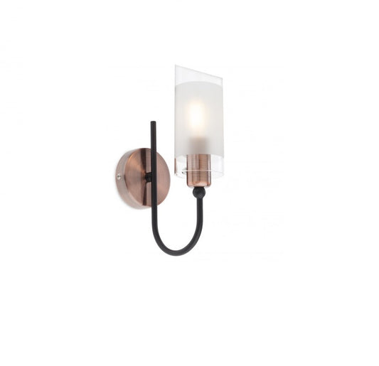 Aplica pentru interior idealSTORE RYAN Collection cu structura metalica si abajur din sticla, Dimensiuni 180 x 245 x 135 mm, Dotat cu o sursa cu soclu E27 pentru o putere maxima de 42W, Echipata cu grad de protectie, de IP20, Design clasic