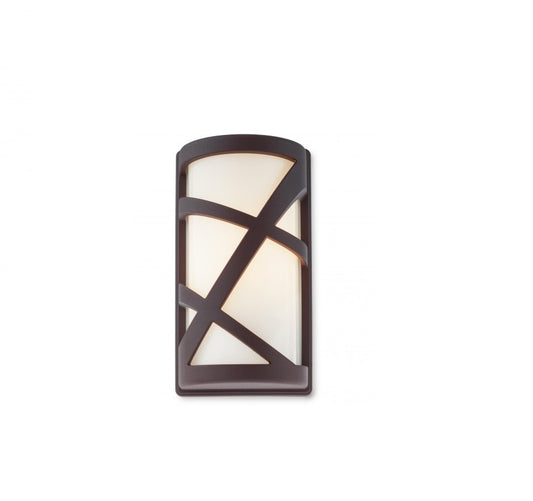 Aplica pentru exterior idealSTORE BOSTON COLLECTION, Structura metalica si dispersor din policarbonat opal, Dimensiuni 267 x 146 x 98 mm, Dotat cu o sursa cu dulie E27 pentru o putere maxima 42W, Grad de protectie IP44