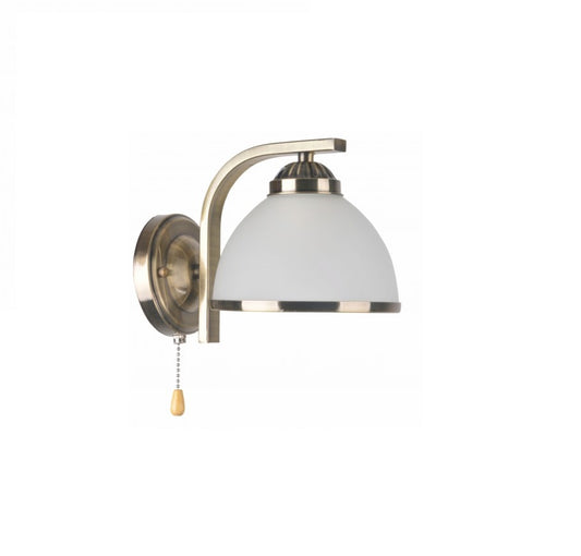 Aplica pentru interior SELLA cu structura metalica si abajur din sticla, Dimensiuni 150 x 230 x 220 mm, Dotat cu o sursa cu soclu E27 pentru o putere maxima de 40W, Echipata cu grad de protectie, de IP20, Design clasic