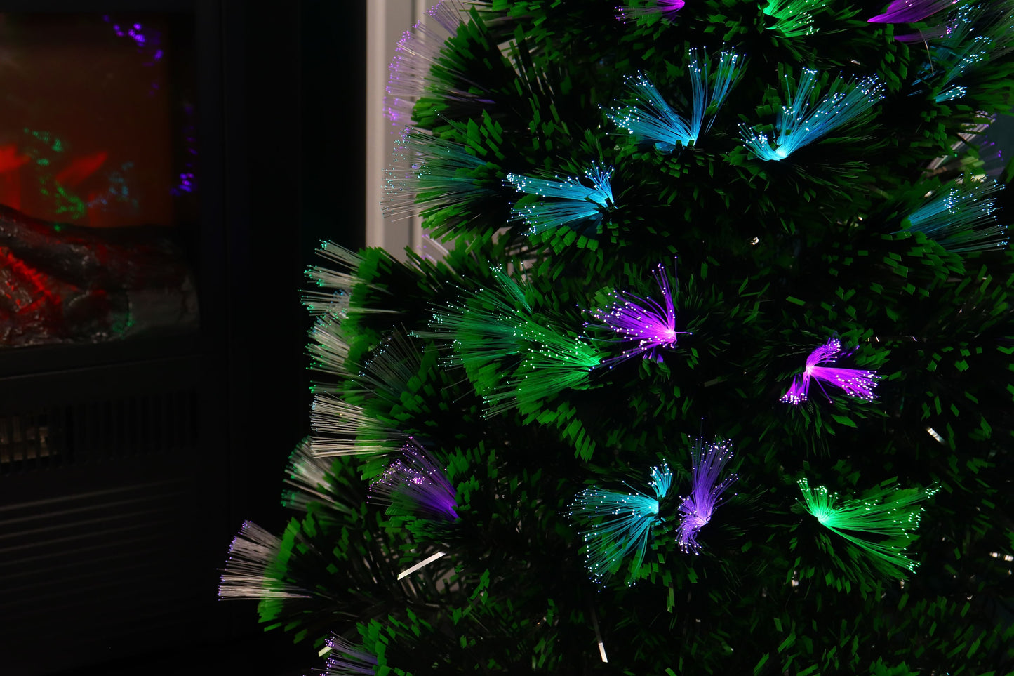 Brad Artificial cu Fibra Optica idealStore, 95 LED-uri RGB, Stea in Varf, Suport Plastic, lumini flash, 90 cm inaltime