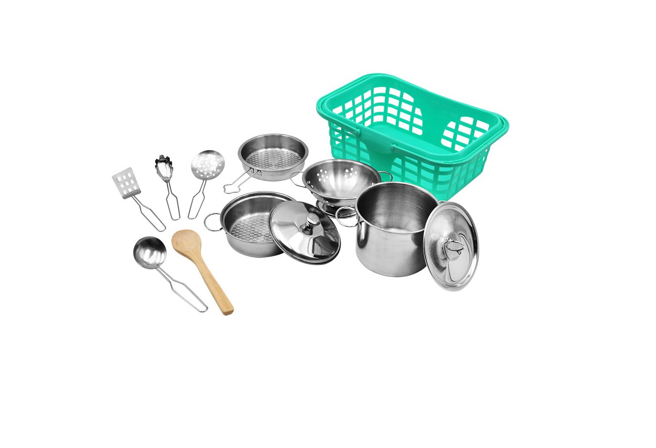 Set de Gatit Little Cook idealSTORE, Include o multime de accesorii specifice, Cos cu Fructe, Palarie, Sort, Spatula, Oale, Lingura de Lemn, Material Otel, Disgn Clasic, Ajuta la Dezvoltarea Intelectuala a Copilului