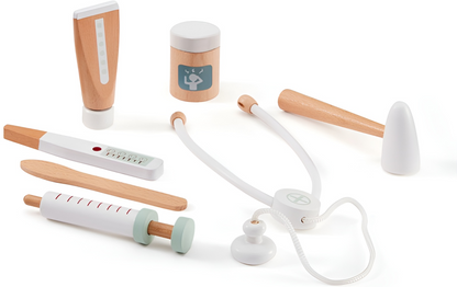 Trusa medicala pentru Copii din Lemn Deluxe idealSTORE, Include accesorii medicale si Geanta de Depozitare, Termometru, Seringa, Stetoscop, Joc creativ, Ajuta la dezvoltarea imaginatiei copilului, White Edition