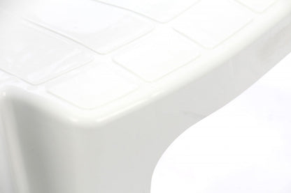 Scaun pentru gradina IDL Yowa, 41x56x82cm, Realizat din plastic de inalta calitate, Rezistent la actiunea razelor UV si conditiilor atmosferice nefavorbaile, Permite adaptari creative si inovatoare oriunde si oricand, Culoare-Alb