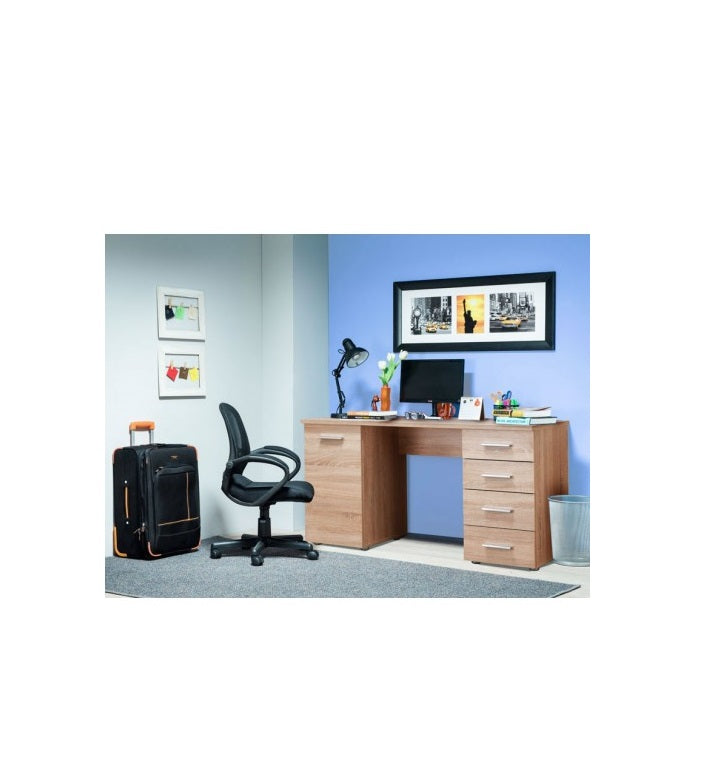 Birou calculator SMART idealSTORE DIMENSIUNI: 135 x 75.5 x 50 cm, Material PAL MELAMINAT, Prevazut cu 2 rafturi si 4 sertare, Culoare stejar sonoma