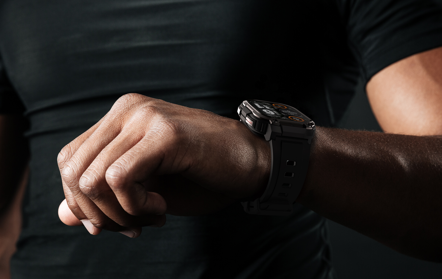 Smartwatch idealSTORE EasySIMS2, Ecran AMOLED 2.13 inch, camera Foto, Android 8.1, GPS, GLONASS, Busola, Apel 4G, Acumulator 1000 mAh, Nano SIM, Ritm Cardiac, SpO2, Incarcare Magnetica, Procesor quad-core, Bratara Neagra din Silicon