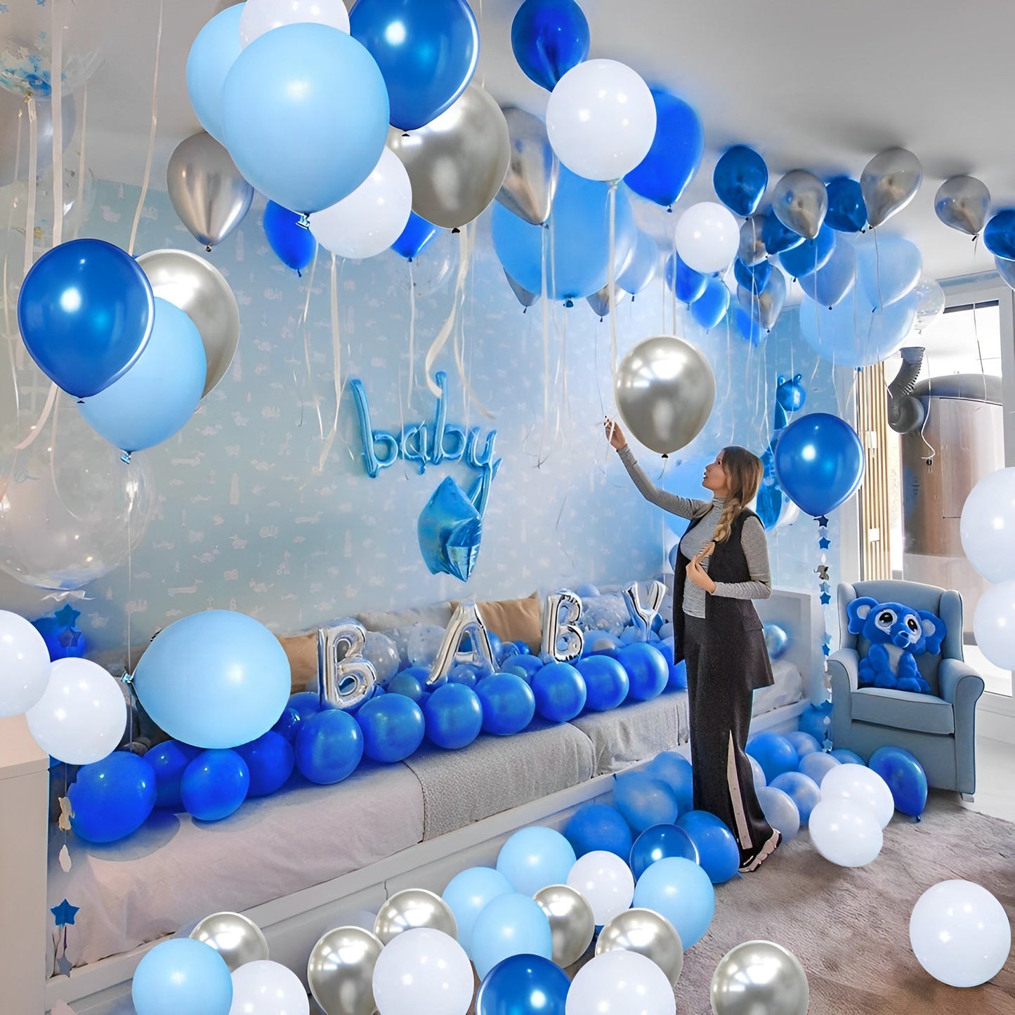 Ghirlanda 60 de baloane BabyBlue IdealStore, Dimensiune aproximativ 200 cm, Banda dublu adeziva, Multiple culori din Latex, Ideale pentru o petrecere reusita