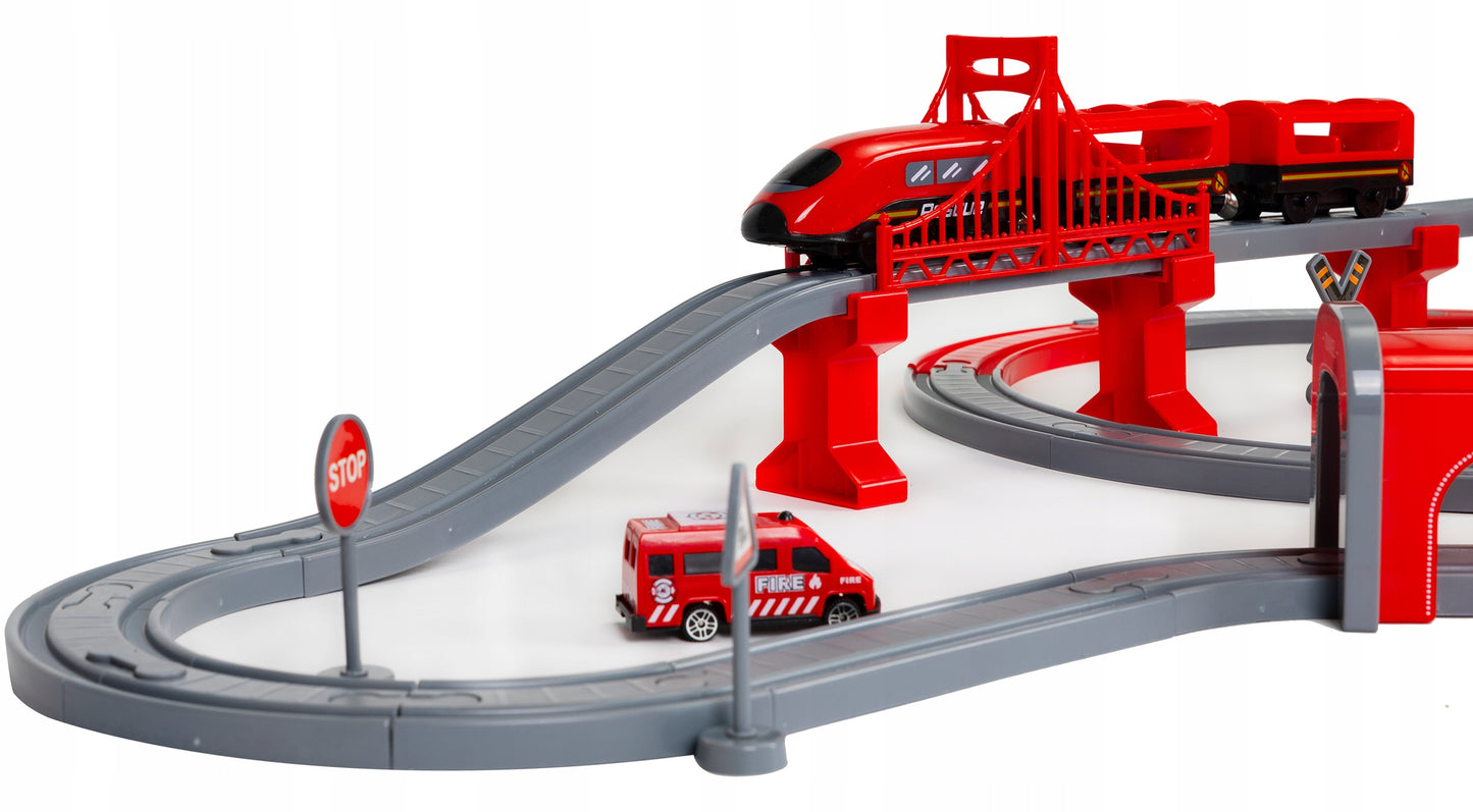 Tren Electric De Pompieri Red Fire idealStore, 92 Elemente, 4 Masinute de Salvare, Elicopter, Indicatoare Rutiere, Efecte Sonore, Stimuleaza Imaginatia