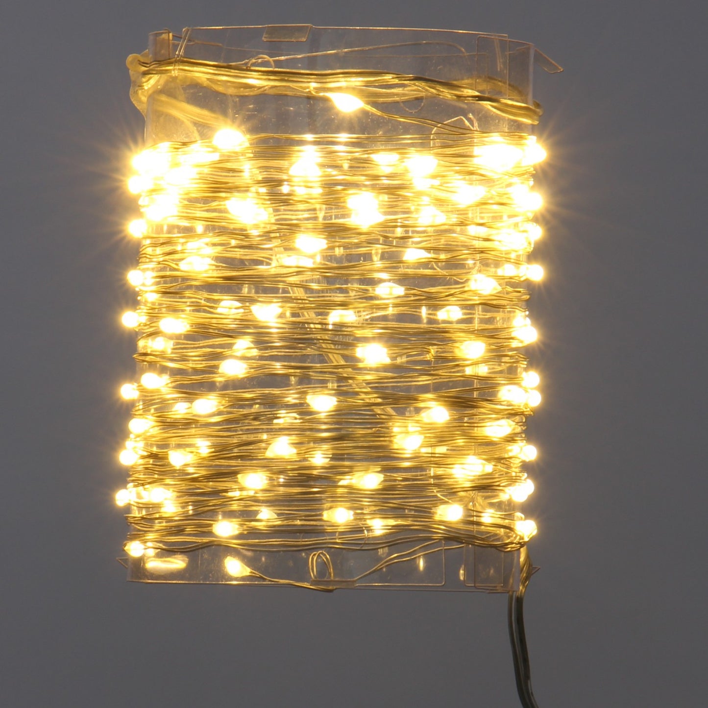 Instalatie IDL Profesionala pentru brad, 100 de micro-Led-uri albe cu lumina calda ce creeaza un mediu ambiental primitor si calduros, 10 m cu fir de cupru si grad de protectie IP20