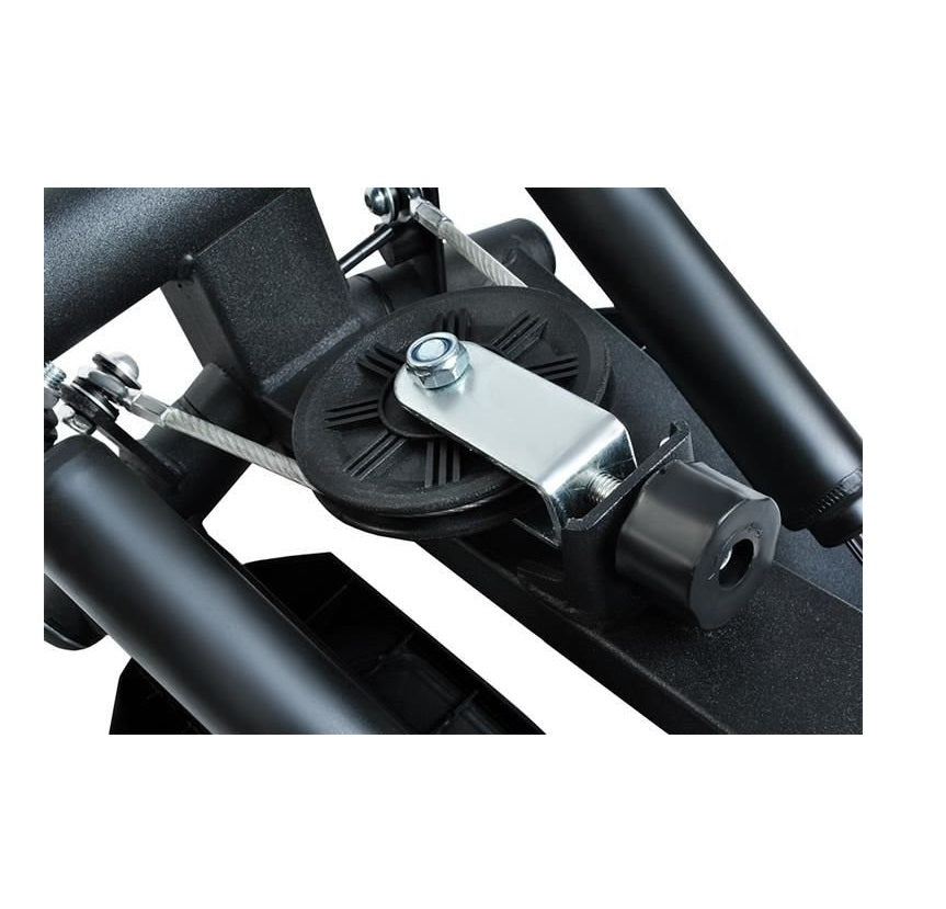 Stepper reglabil cu corzi BLACK EDITION idealSTORE, Dimensiuni 40 x 37 x 18 cm, Telescoape puternice, Suprafata anti-derapanta, Intensitate ajustabila, 4 Functii de monitorizare a antrenamentului, Sarcina 120 KG
