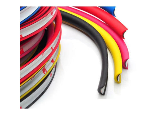 Rola Protectie JANTE IDL, Safe Rider cu LUNGIME DE 8 m, Compatibila cu janetele de pana la 22 inch, Poate fi montata atat pe jantele din aliaj cat si pe cele clasice din tabla, Un accesoriu modern care aduce un plus de estetica rotilor, Culoare-Rosie