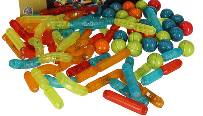 Blocuri Magnetice idealStore StiksMag, 102 Elemente cu Lumini, Se pot crea Multiple Figuri si Cladiri, Piese de dimensiuni Mari, Dezvolta Abilitatile Manuale, Abilitati Motorii Fine, Imaginatia Spatiala