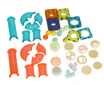 Set de constructie IdealStore, Blocuri magnetice luminoase, Pista cu bile stralucitoare, Dimensiune pachet 27 X 13 X 7.5 cm, Contine 49elemente, 4bile,20autocolante,16blocuri patrate, Dezvolta perfect motricitatea si precizia degetelor, Multicolor