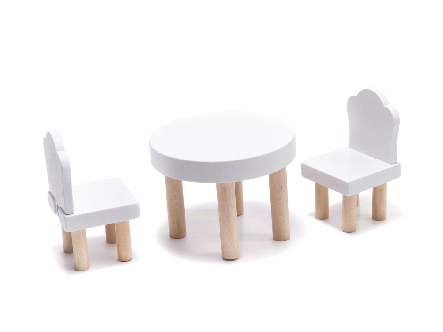 Casuta de Papusi din Lemn The Family Home idealSTORE, Dimensiuni 62 x 27 x 78 cm, Accesorizata cu Lumina LED Resedinta cu 3 Etaje, Dotata cu 4 Camere si o Terasa, Include un Mobilier Bogat din Lemn, Stimuleaza Imaginatia Copilului