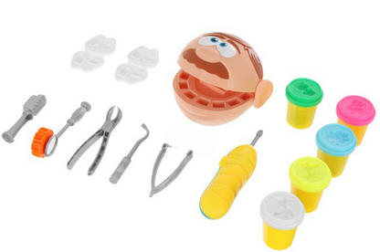 Mulaj Dentar Dough Dentist idealSTORE, Include 2 Matrite Speciale Pentru Dinti, 5 Recipiente cu Aluat 5 Unelte Stomatologice, Burghiu cu Sunet, Cleste, Dalta, Stimuleaza Creativitatea si Dezvolta Abilitati Manuale