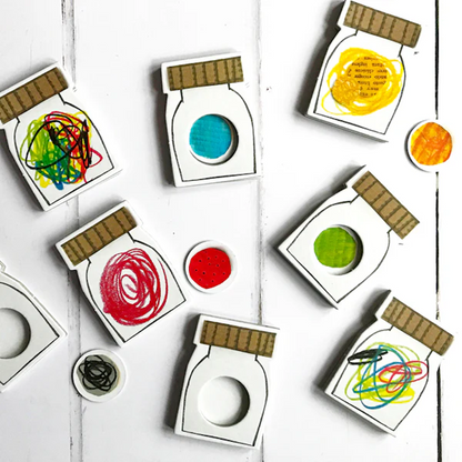 Joc de Societate Monstrul Culorilor idealSTORE, Diferentiaza Emotiile, Simtiti Lucruri care va fac Fericiti, Calmi sau Infricosati, iar apoi Spuneti Tuturor care sunt Acele Lucruri