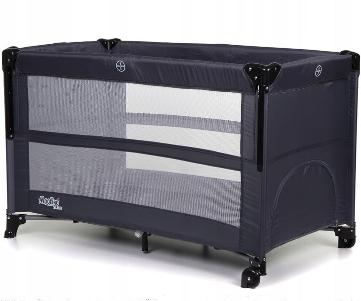 Patut Turistic Pliabil idealSTORE, Constructie Metalica Solida, 2 Fete de Plasa, 2 Etaje, Protectie dubla impotriva plierii, Include Geanta de transport, Roti pentru deplasare rapida, Saltea Moale si Pliabila